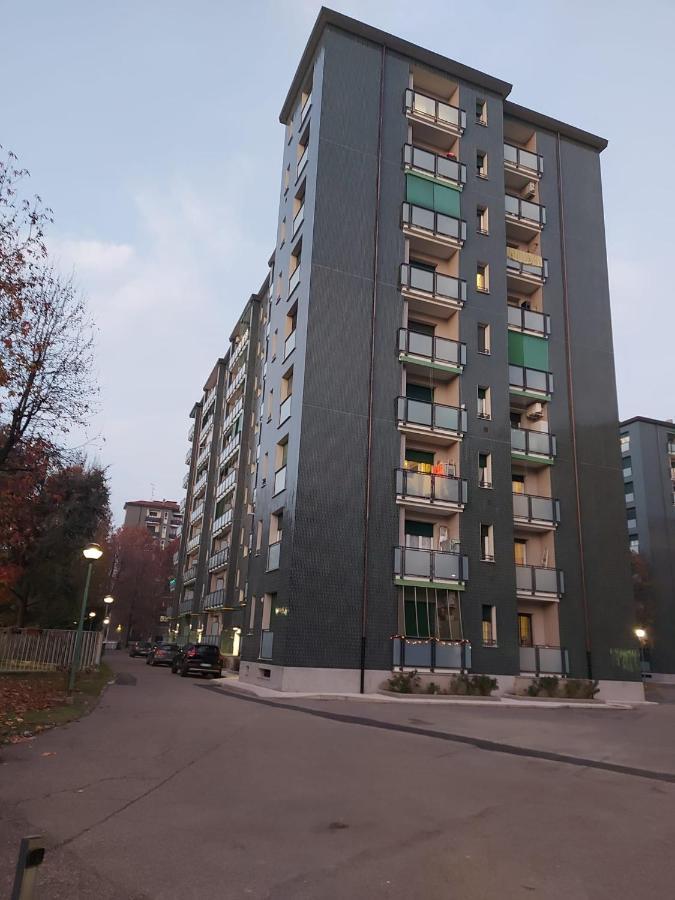 Welcome To Mi - Attico Metro M1 Mailand Exterior foto
